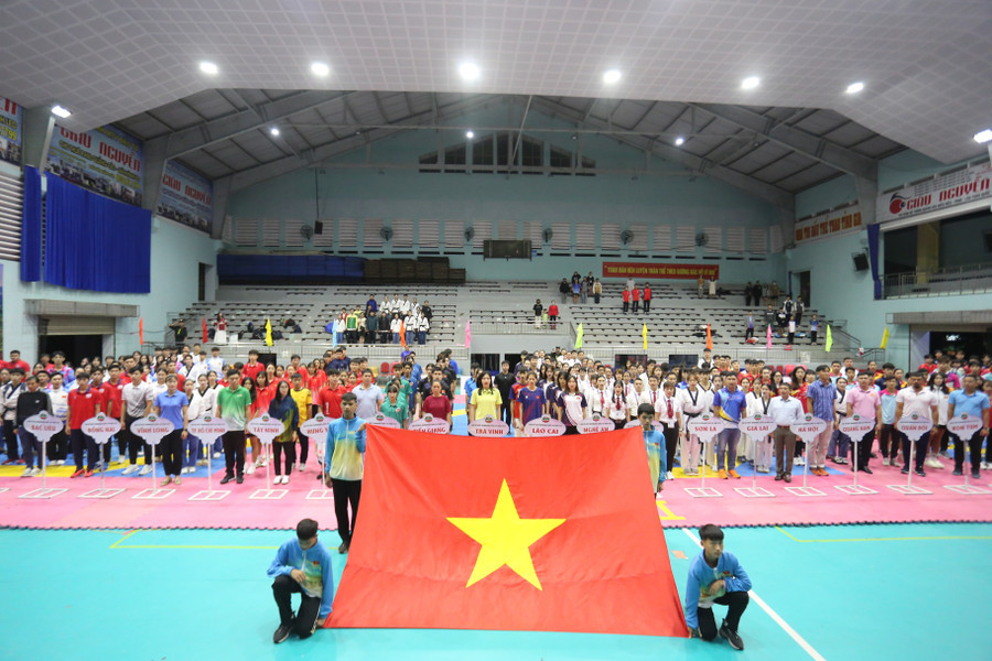giai-dau-quy-tu-hon-350-vdv-anh-van-ngoc-6060-8323.jpg