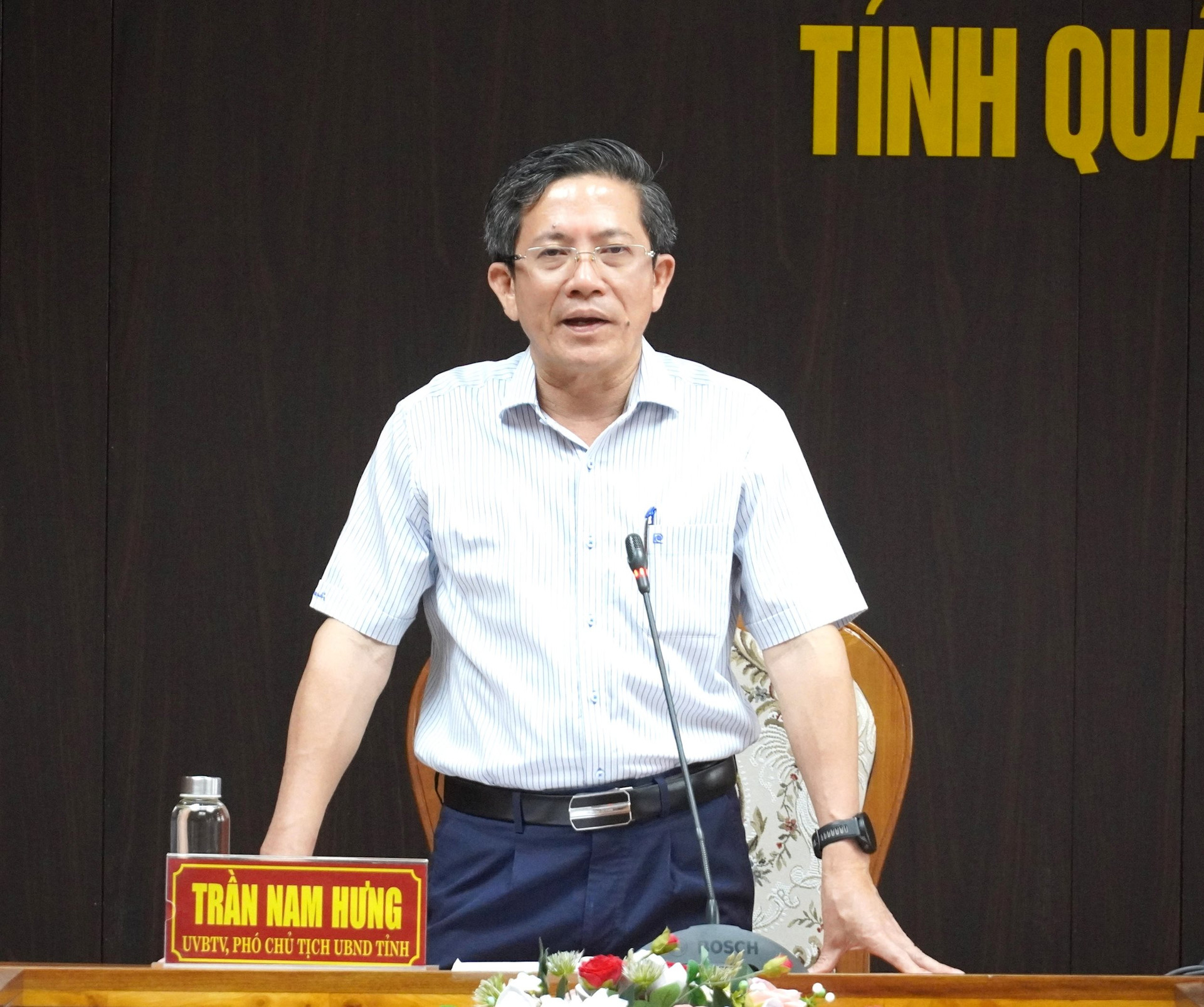 Quang cảnh buổi làm việc.