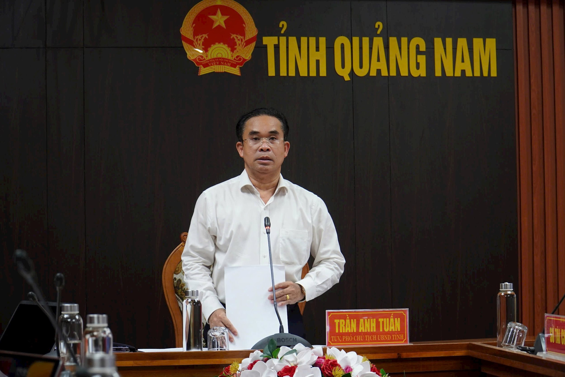 tuan1.jpg