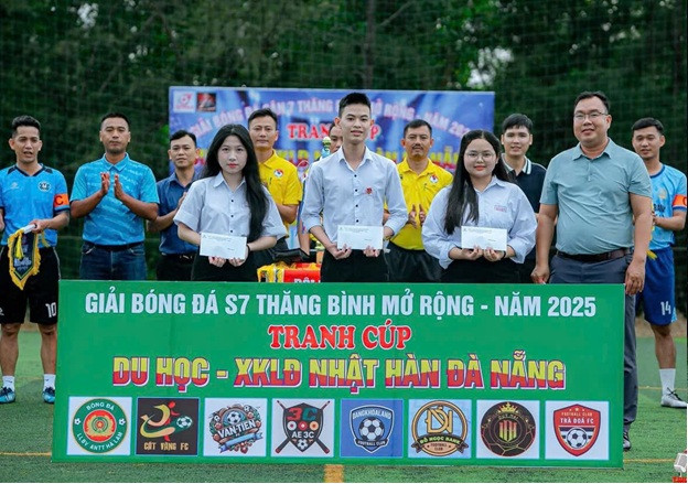 2025_binhminh_bongda7nguoi_2.jpg