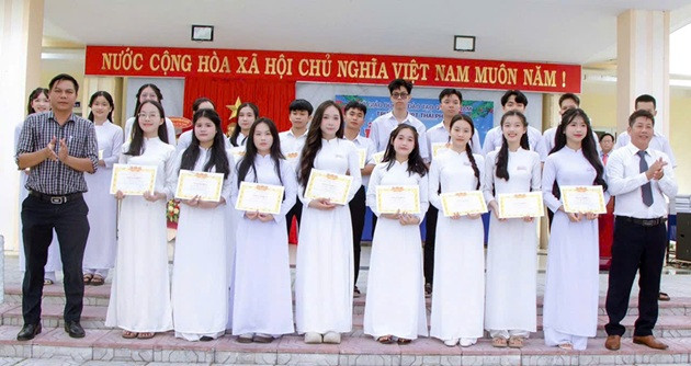 2025_begiangthpt_1.jpg