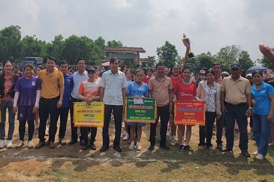 Bình Phú tổ chức giải bóng đá kỷ niệm ngày 8.3