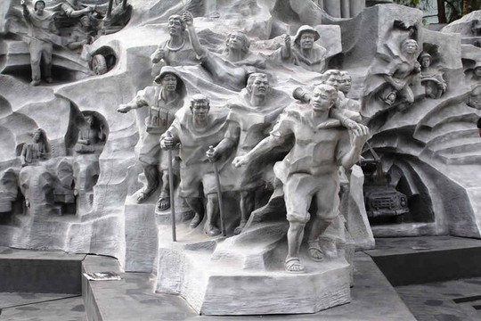 Phối hợp triển khai công trình Tượng đài huyền thoại Trường Sơn thuộc dự án đường Trường Sơn Đông