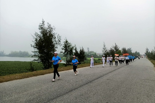 Xã Bình Triều tổ chức Ngày chạy Olympic vì sức khỏe toàn dân