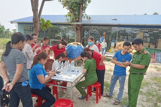 Bình Chánh đẩy nhanh tiến độ cài đặt VneID