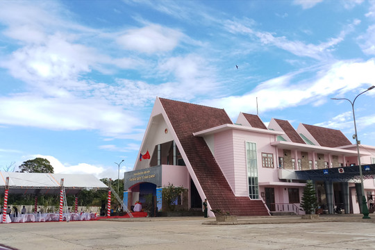 Lấy ý kiến dự thảo Kế hoạch tổ chức Hội thảo quốc tế tuyến Hành lang kinh tế Đông Tây qua Cửa khẩu quốc tế Nam Giang - Đắc Tà Oọc