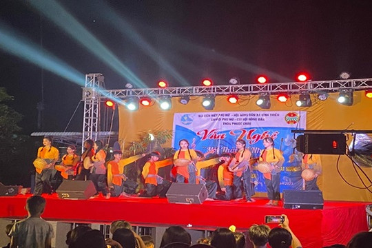 Bình Triều tổ chức Chương trình văn nghệ chào mừng kỷ niệm 48 năm Ngày giải phóng hoàn toàn miền Nam thống nhất đất nước