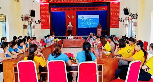 Hội LHPN xã Bình Dương tổ chức Toạ đàm “Bàn giải pháp xây dựng tổ chức Hội vững mạnh”