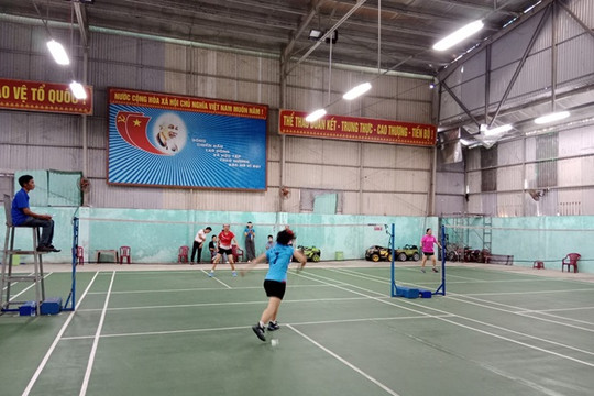 Hội LHPN xã Bình Minh tổ chức giải cầu lông nữ lần thứ 02