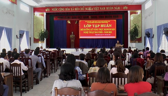 Khai mạc lớp tập huấn bồi dưỡng kỹ năng thực hành Di sản nghệ thuật Bài chòi