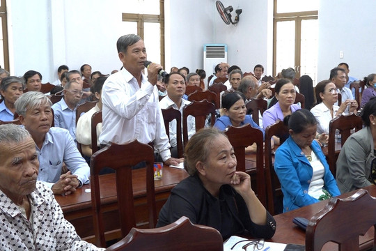 Đại biểu HĐND tỉnh tiếp xúc cử tri 11 xã cánh Trung và cánh Đông