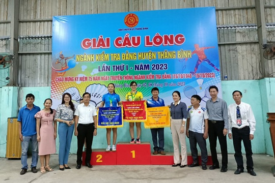 Thăng Bình: Giải Cầu lông chào mừng 75 năm ngày truyền thống Ngành Kiểm tra Đảng