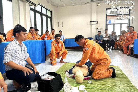 Điện lực Thăng Bình - PC Quảng Nam huấn luyện sơ cứu, cấp cứu,  hồi sinh tổng hợp cho CBCNV