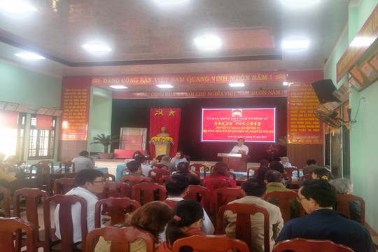 Đại biểu HĐND huyện tiếp xúc cử tri xã Bình Tú