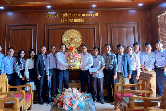 Đảng ủy - HĐND - UBND – UBMTTQVN phường Hoà Hải thành phố Đà Nẵng thăm, chúc tết xã Bình Dương