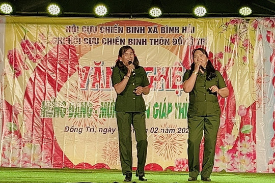 Bình Hải: Hội CCB văn nghệ mừng Đảng, mừng Xuân Giáp Thìn 2024