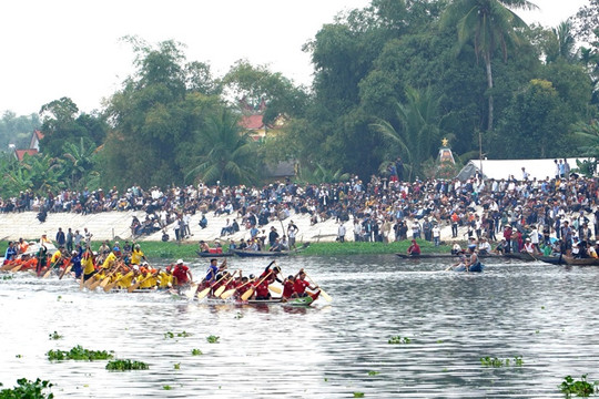 Bình Triều tổ chức Giải đua thuyền nam truyền thống năm 2024