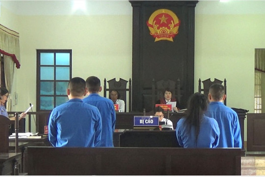 Tòa án nhân dân huyện Thăng Bình tổ chức phiên tòa xét xử rút kinh nghiệm vụ án hình sự  “Mua bán trái phép chất ma tuý” và “Tổ chức sử dụng trái phép chất ma tuý”