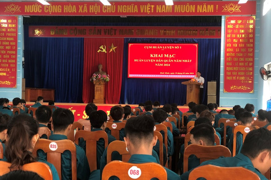 Cụm số 1 khai mạc huấn luyện dân quân năm nhất