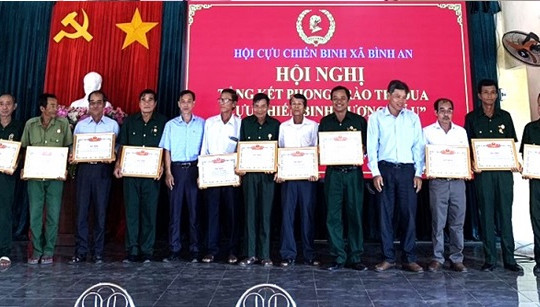 Bình An trao giấy khen cho 4 tập thể, 12 cá nhân phong trào thi đua “Cựu chiến binh gương mẫu” giai đoạn 2019 – 2024