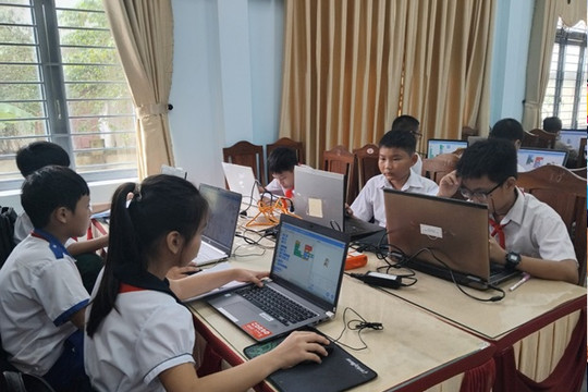 Thăng Bình có 100 thí sinh tham Hội thi Tin học trẻ