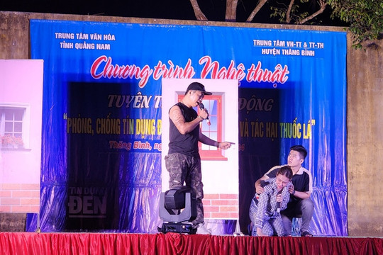 Tuyên truyền lưu động về phòng, chống bạo lực gia đình tại xã Bình Phú