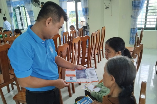 BHXH huyện Thăng Bình tuyên truyền BHXH, BHYT tại 3 địa phương xây dựng Điểm sáng