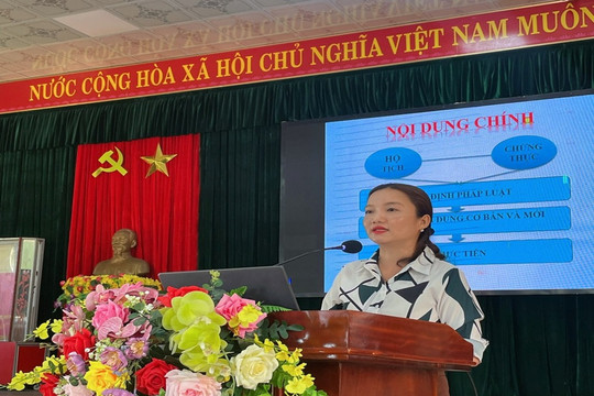 Bình Tú tổ chức Hội nghị triển khai các văn bản Luật năm 2024