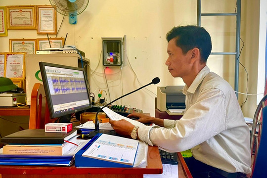 Anh Hoàng phát thanh cơ sở