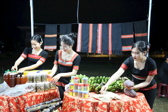 Nam Giang đăng ký 6 sản phẩm OCOP hạng 3 sao