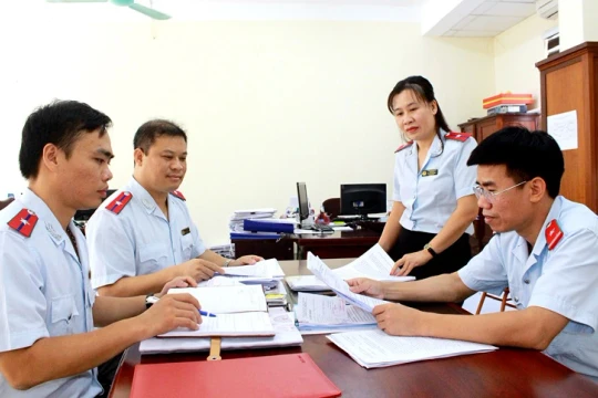 Tiếp nhận công chức người dân tộc thiểu số về công tác tại Thanh tra tỉnh Quảng Nam