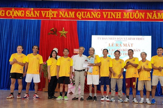 Ra mắt Câu lạc bộ Bóng bàn xã Bình Triều