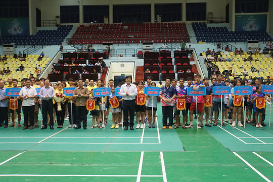 Hơn 800 vận động viên tranh tài giải Cầu lông các câu lạc bộ tỉnh Quảng Nam lần thứ XIX năm 2024