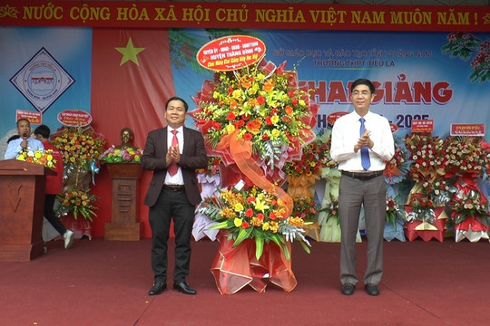 Trường THPT Tiểu La khai giảng năm học mới