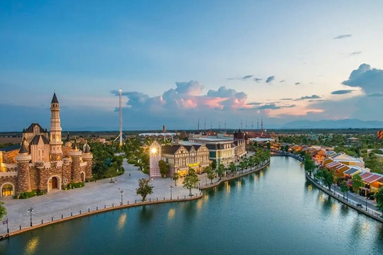 Vinwonders Nam Hội An giảm giá vé tri ân du khách 5 tỉnh, thành phố