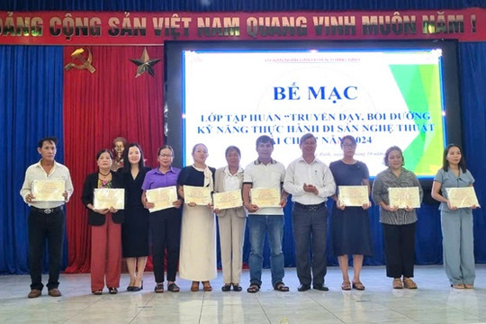 Thăng Bình có 132 người hoàn thành bồi dưỡng kỹ năng thực hành di sản nghệ thuật Bài chòi