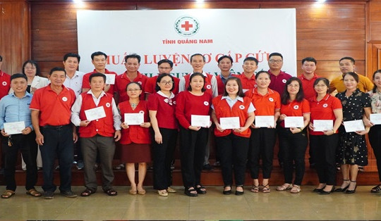 Thăng Bình: 1 tình nguyện viên được chứng nhận hoàn thành khóa huấn luyện sơ cấp cứu tình nguyện viên cấp II