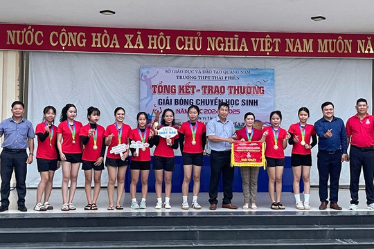 Trường THPT Thái Phiên tổ chức tổng kết - trao thưởng Giải bóng chuyền học sinh năm học 2024