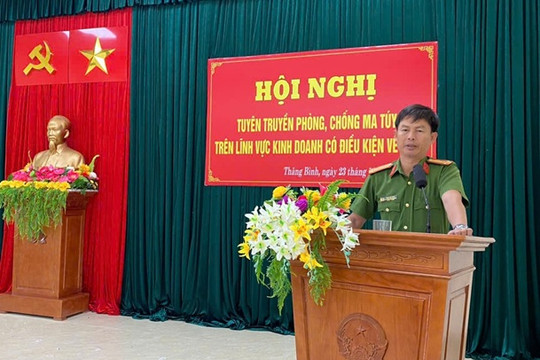 Công an huyện Thăng Bình phối hợp tổ chức tuyên truyền pháp luật về phòng, chống ma tuý cho chủ cơ sở kinh doanh có điều kiện về an ninh trật tự