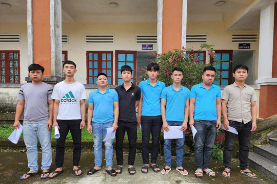 Đánh nhau tại đám cưới, 10 đối tượng ở TX. Điện Bàn bị bắt tạm giam