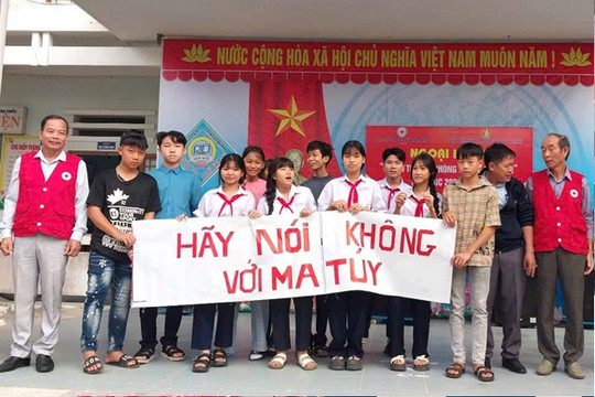 Tuyên truyền phòng chống ma túy, HIV/AIDS trong trường học