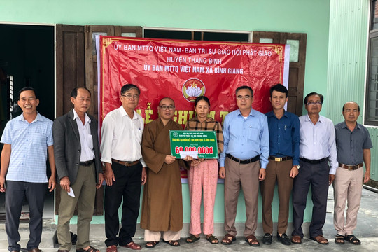 Nghiệm thu, bàn giao nhà “Đại đoàn kết” cho hộ nghèo