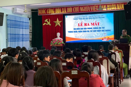 Trường THPT Nguyễn Thái Bình ra mắt mô hình dân vận “phòng ngừa, ngăn chặn ma túy xâm nhập học đường”