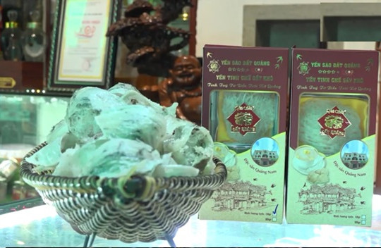 Sản phẩm Tổ yến tinh chế sấy khô đạt OCOP 4 sao