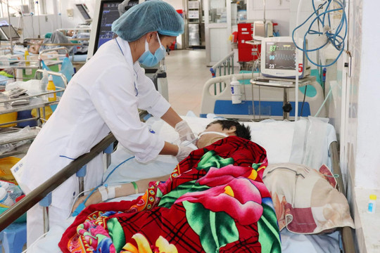 Quảng Nam tăng cường phòng, chống bệnh truyền nhiễm dịp Tết Nguyên đán và mùa lễ hội năm 2025