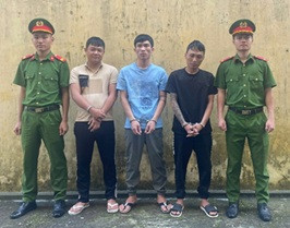 Công an huyện Thăng Bình bắt giữ 03 đối tượng về hành vi “Mua bán, tàng trữ, tổ chức sử dụng trái phép chất ma tuý”