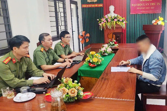 Phòng An ninh chính trị nội bộ răn đe 2 đối tượng đăng tải thông tin sai sự thật trên mạng xã hội