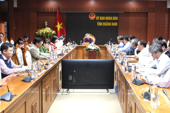 Quảng Nam tháo gỡ vướng mắc trong xây dựng cơ sở dữ liệu ngành y tế