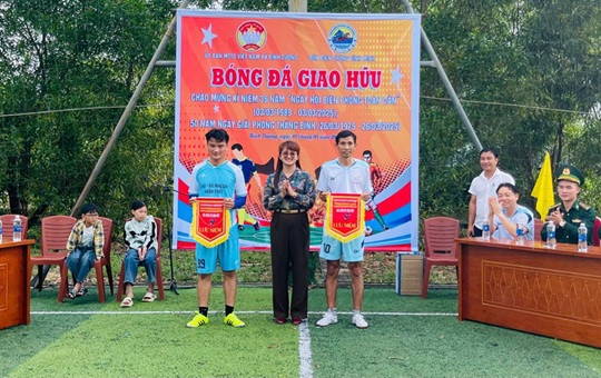 Bình Dương: Tổ chức Giao hữu bóng đá nhân kỷ niệm 36 năm “Ngày hội Biên phòng toàn dân”