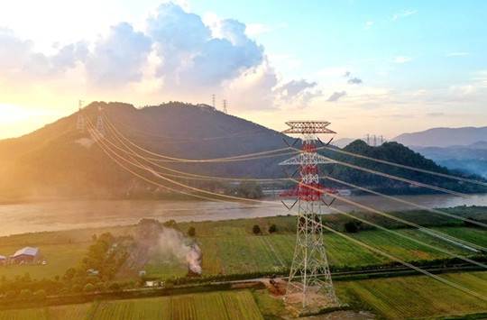 Quy định mới về nhà ở trong hành lang bảo vệ an toàn đường dây dẫn điện trên không